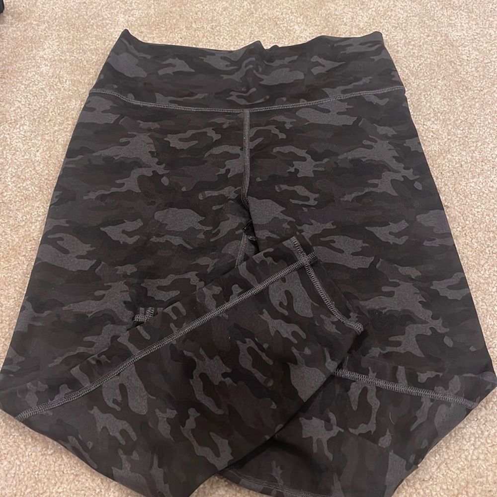 Fabletics capri leggings